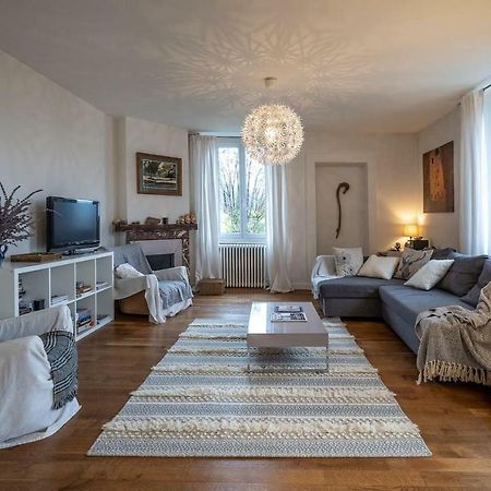 Bright Airy Spacious Apartment Пасси Экстерьер фото